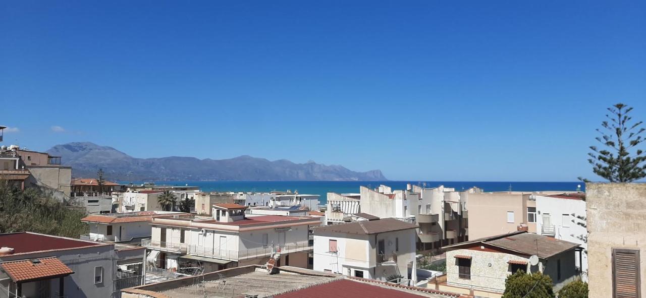 " Limoncello" Appartamento A 150 M Dal Mare ! Perfetto Per Famiglie E Coppie Alcamo Exterior foto